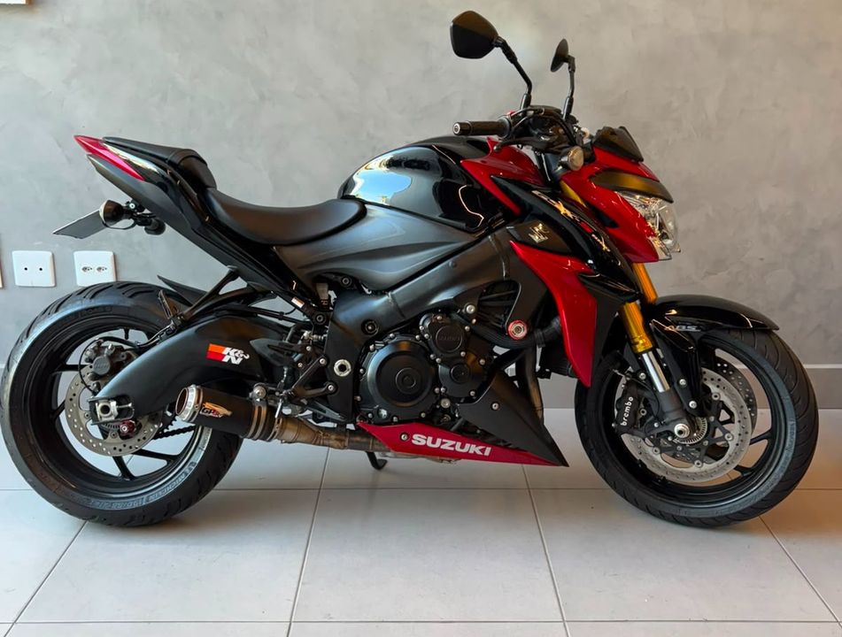SUZUKI GSX-S 1000