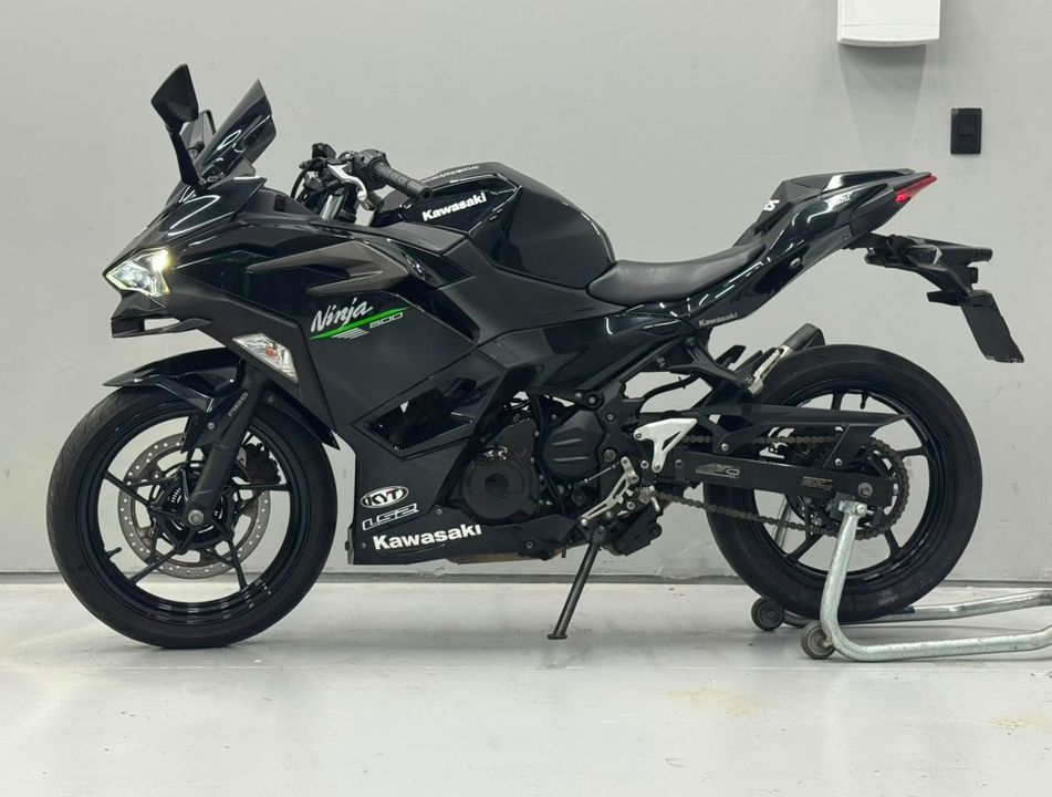 KAWASAKI NINJA 500