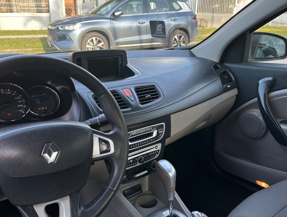 Renault FLUENCE Sedan Privilège 2.0 16V FLEX Aut