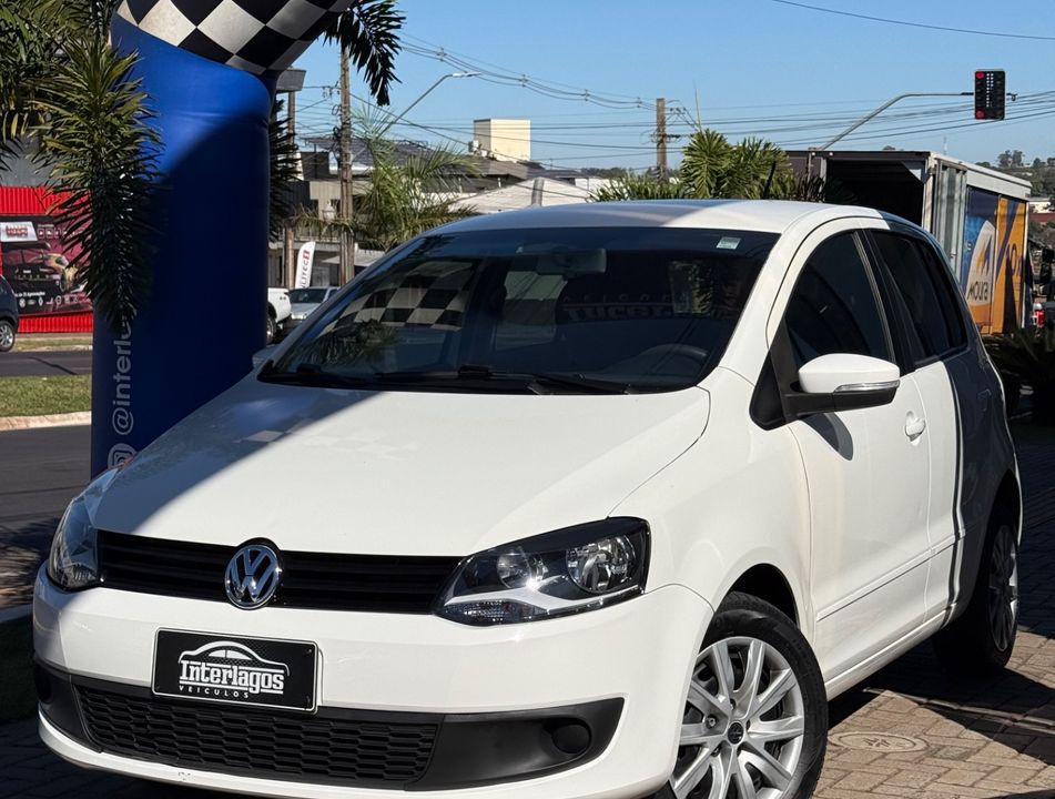 VolksWagen Fox 1.6 Mi Total Flex 8V 5p