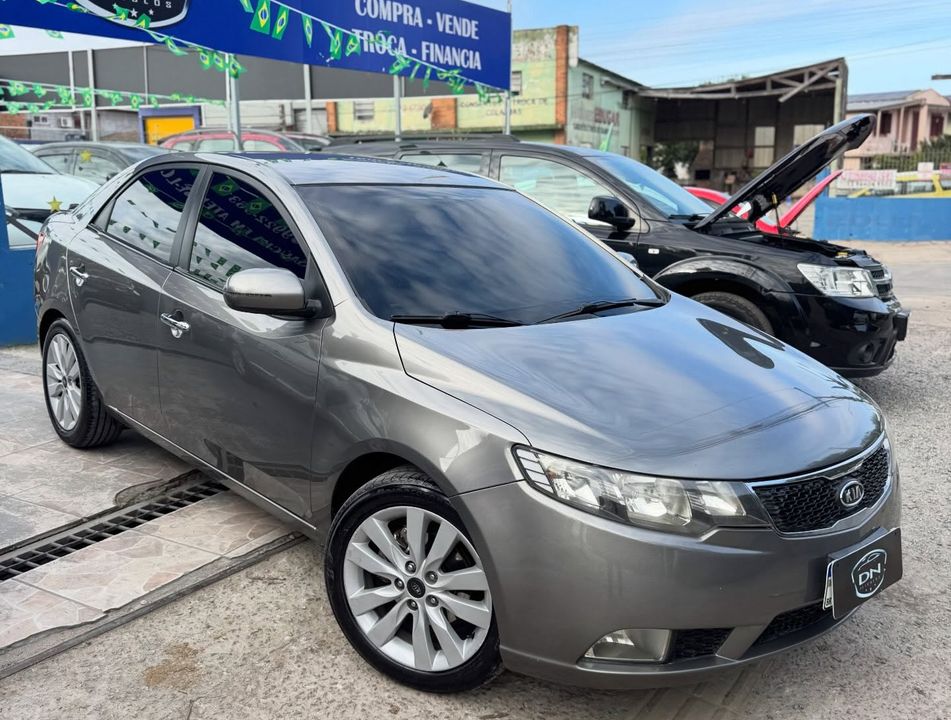 Kia Motors Cerato 1.6 16V Mec.