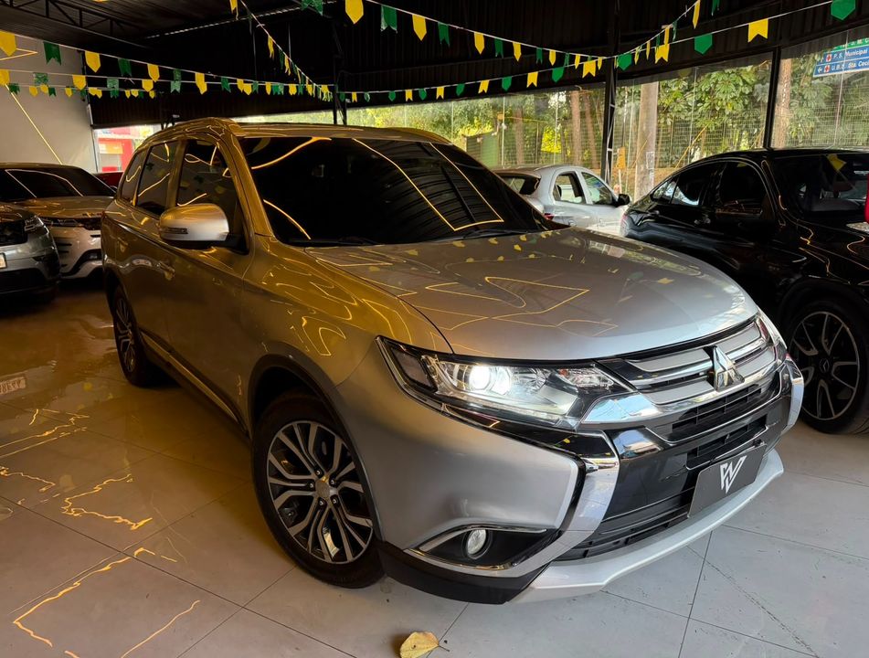 Mitsubishi OUTLANDER 2.0 16V 160cv Aut.