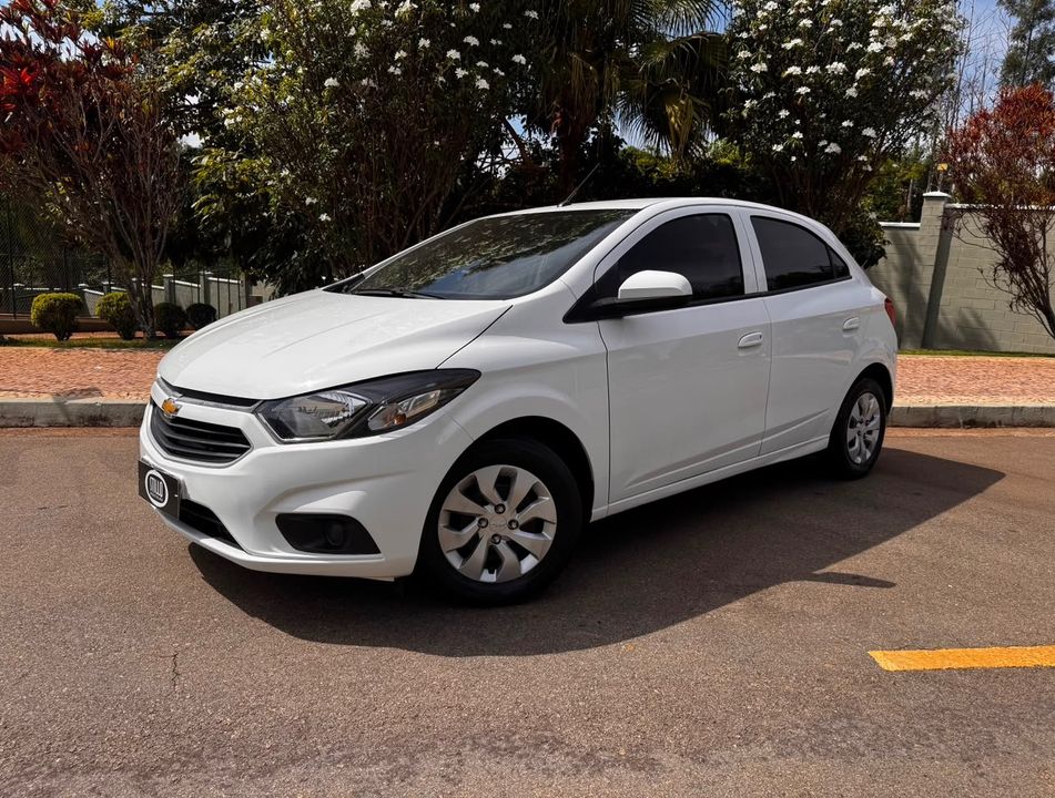 Chevrolet ONIX HATCH LT 1.0 8V FlexPower 5p Mec.