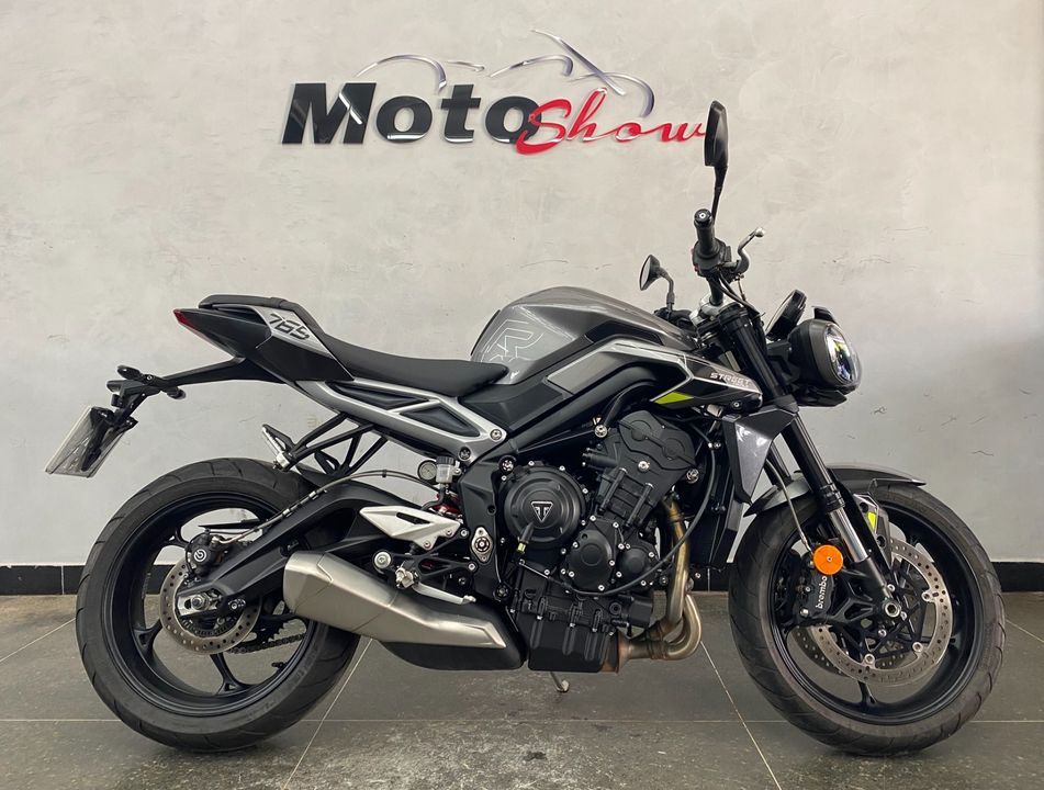 TRIUMPH STREET TRIPLE 765 RS