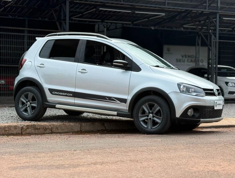 VolksWagen CROSSFOX 1.6 Mi Total Flex 8V 5p