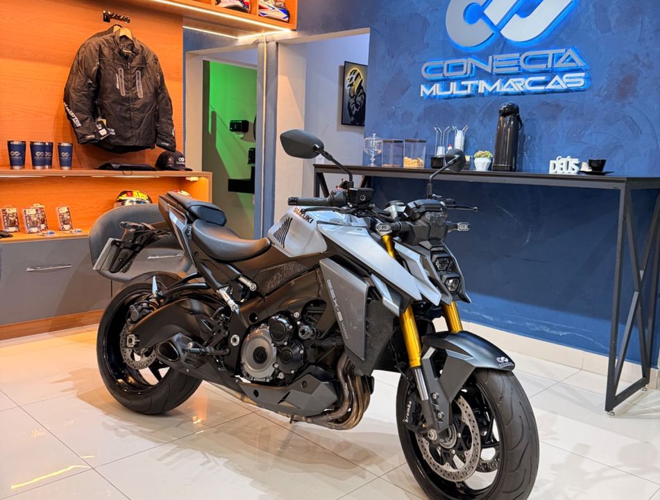 SUZUKI GSX-S 1000