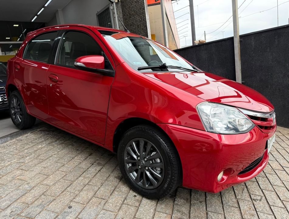 Toyota ETIOS XLS 1.5 Flex 16V 5p Mec.
