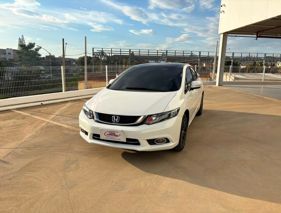 Honda Civic Sedan LXR 2.0 Flexone 16V Aut. 4p