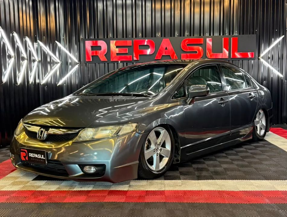 Honda Civic Sedan LXS 1.8/1.8 Flex 16V Aut. 4p