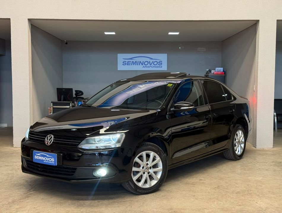 VolksWagen JETTA Comfortline 2.0 T.Flex 8V 4p Tipt.