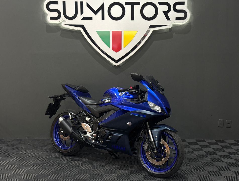 YAMAHA YZF R-3 321/ABS