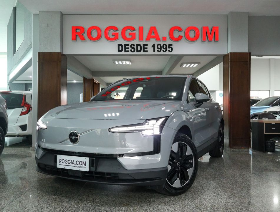 Volvo EX30 E40 Core (Elétrico)