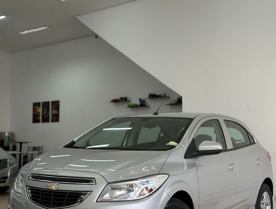 Chevrolet ONIX HATCH LT 1.0 8V FlexPower 5p Mec.