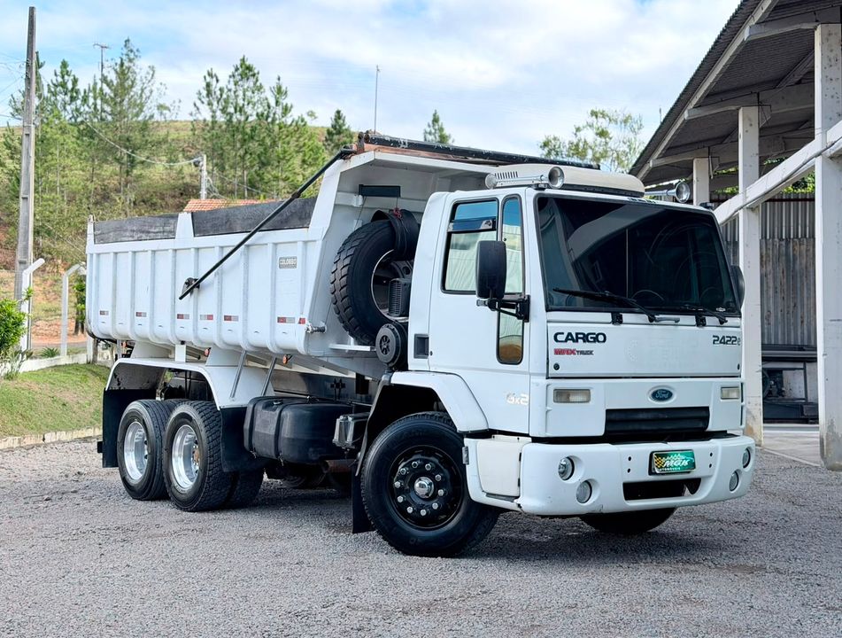 FORD CARGO 2422/ 2422 E 3-Eixos 2p (diesel)
