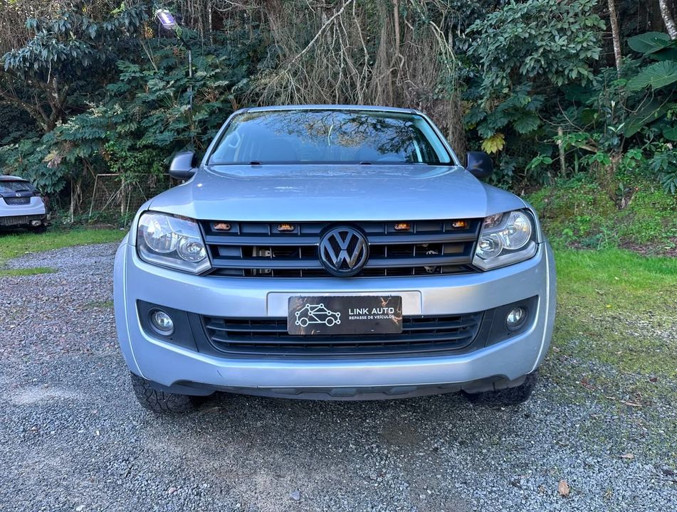 VolksWagen AMAROK Trendline CD 2.0 TDI 4X4 Dies Aut