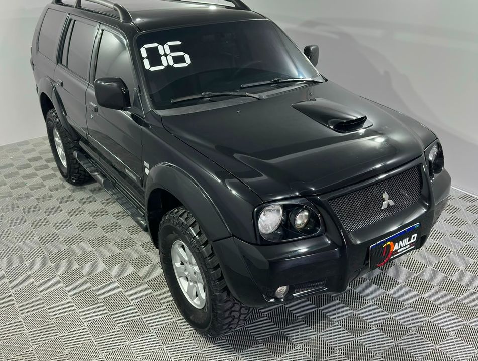 Mitsubishi Pajero Sport HPE 2.5 4x4 Diesel Aut.