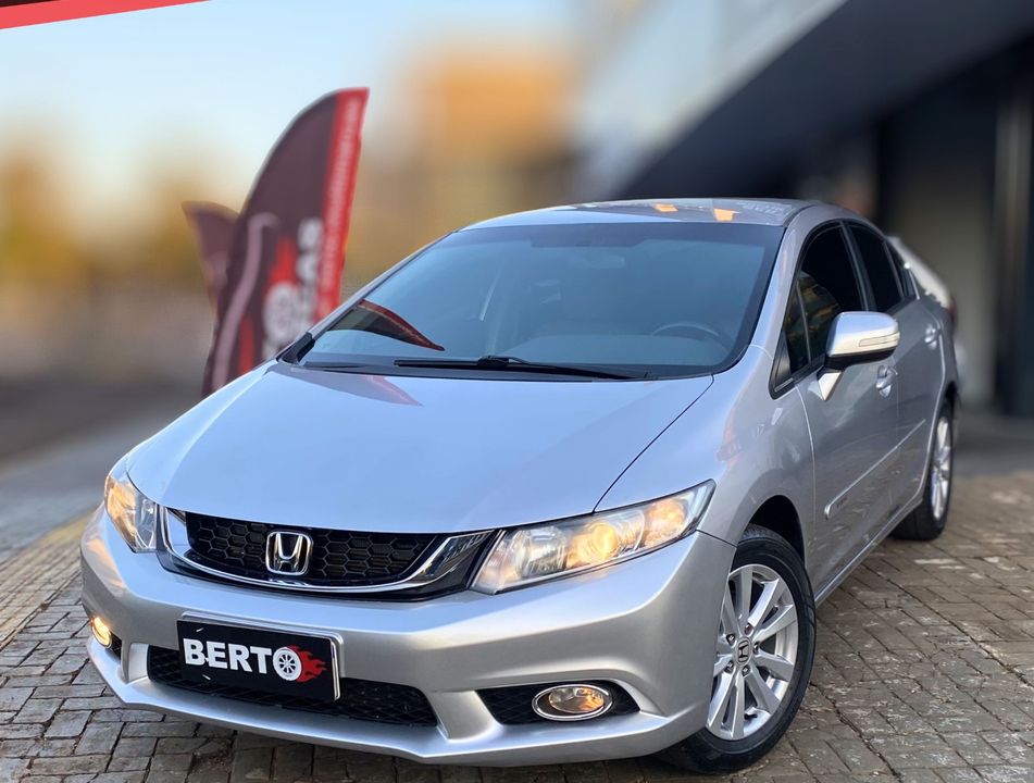Honda Civic Sedan LXR 2.0 Flexone 16V Aut. 4p