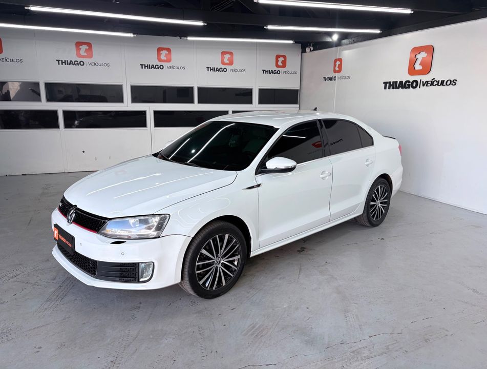 VolksWagen JETTA Highline 2.0 TSI 16V 4p Tiptronic