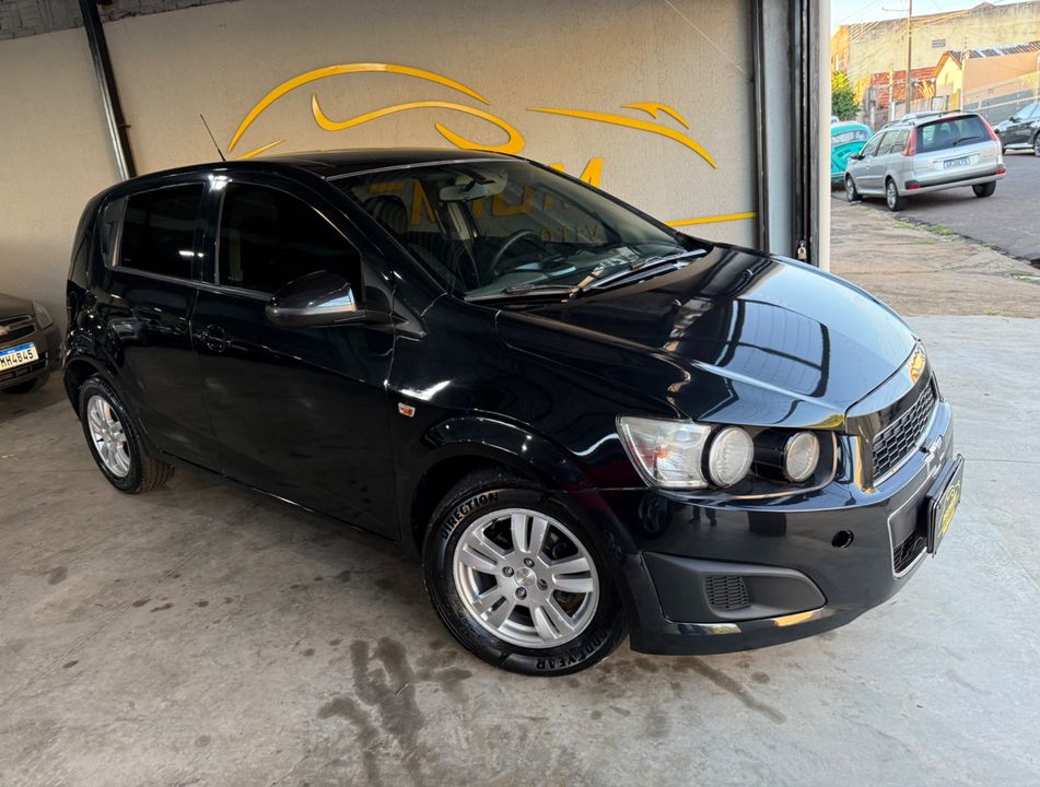 Chevrolet SONIC HB LT 1.6 16V FlexPower 5p Mec.