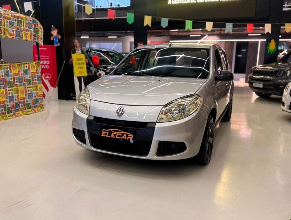 Renault SANDERO Expression Hi-Flex 1.6 8V 5p