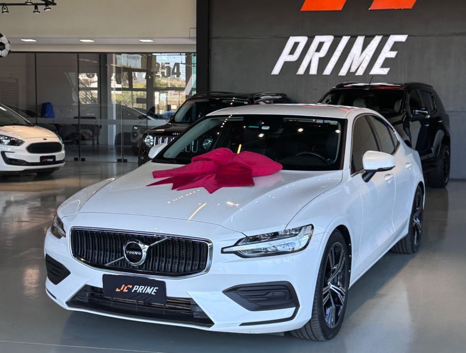 Volvo S60 T-4 MOMENTUM 2.0 190cv 4p