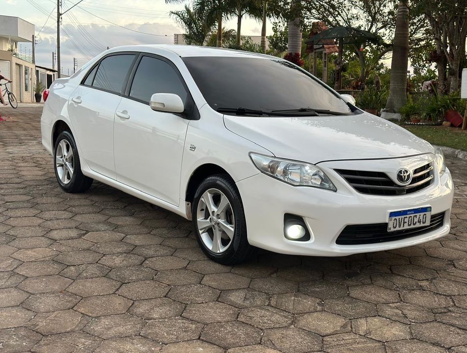 Toyota Corolla XEi 2.0 Flex 16V Aut.