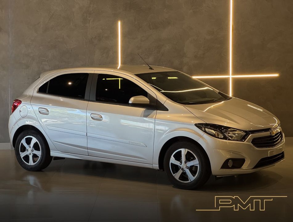 Chevrolet ONIX HATCH LTZ 1.4 8V FlexPower 5p Mec.