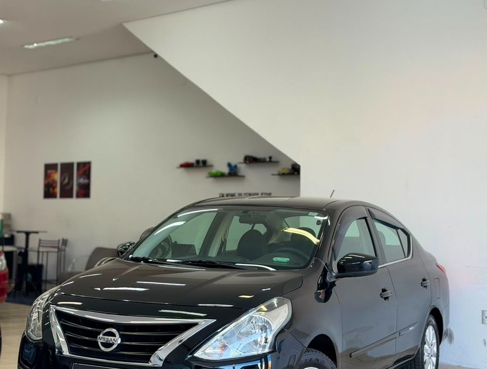 Nissan VERSA SV 1.6 16V FlexStart 4p Mec.