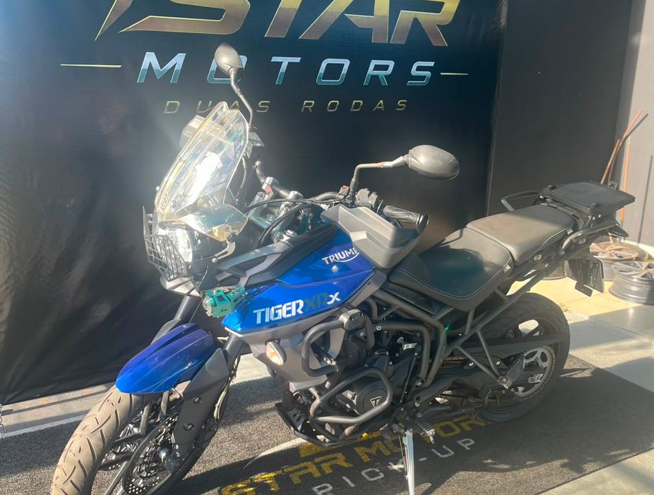 TRIUMPH TIGER 800 XRX