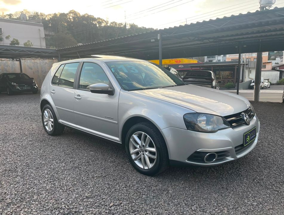 VolksWagen Golf Sportline 1.6 Mi Total Flex 8V 4p