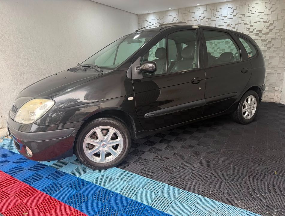 Renault Scénic RXE/ Privilège 2.0 16V 5p Aut.