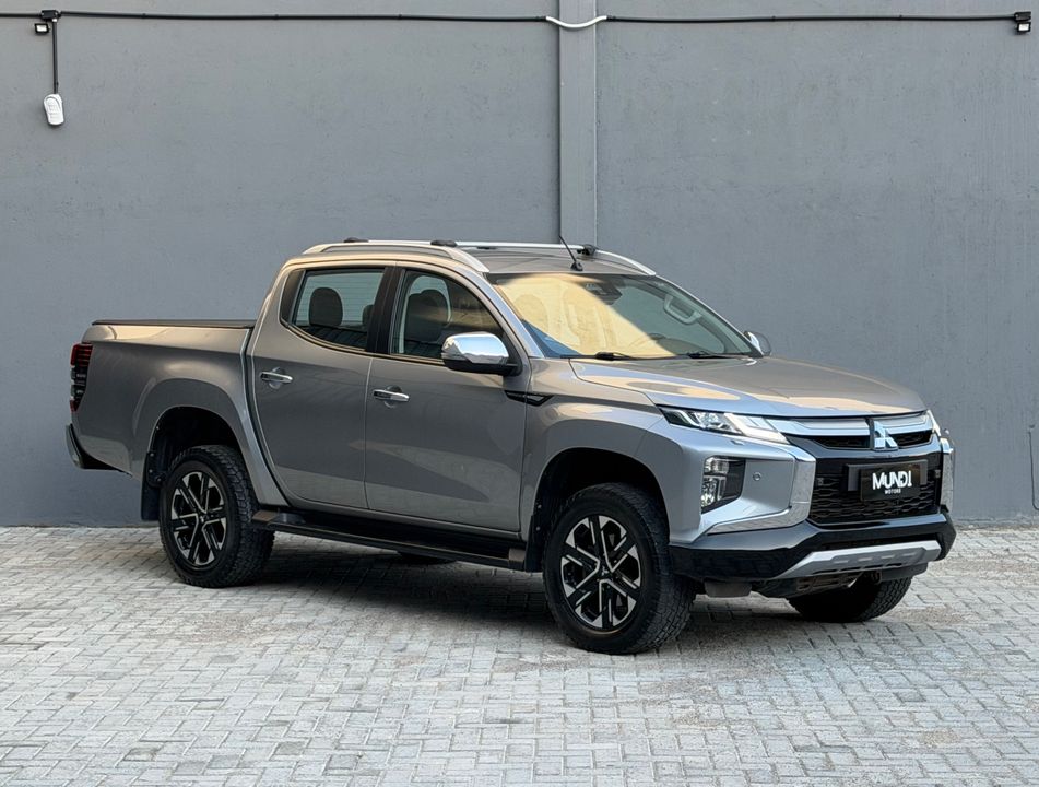 Mitsubishi L200 Triton Sport HPE-S 2.4 CD Dies. Aut
