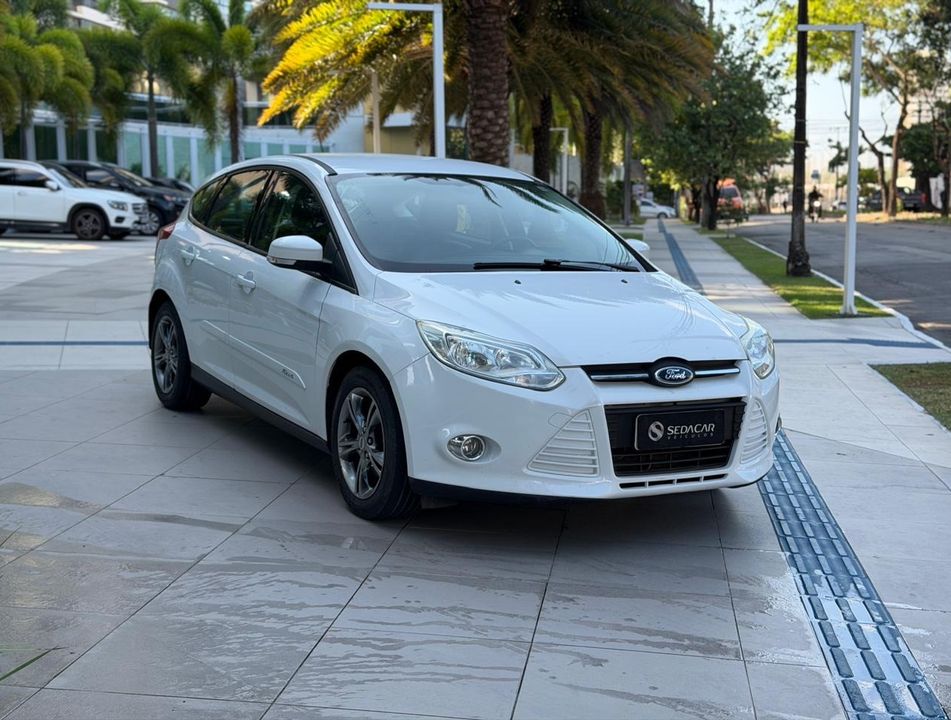 Ford Focus 1.6 S/SE/SE Plus Flex 8V/16V  5p