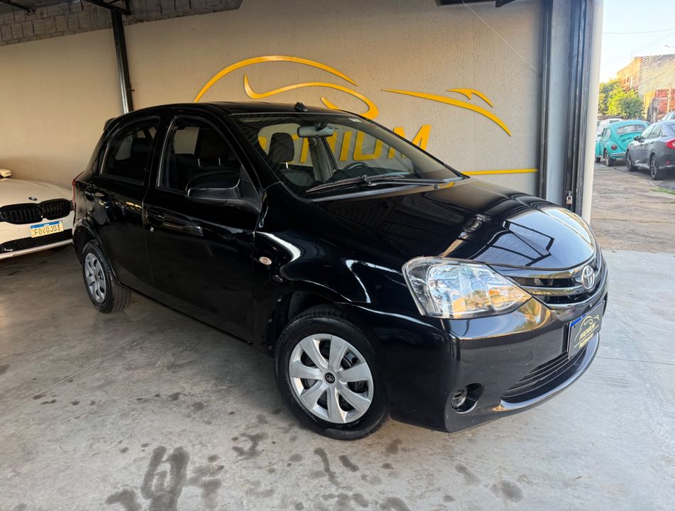 Toyota ETIOS X 1.3 Flex 16V 5p Aut.