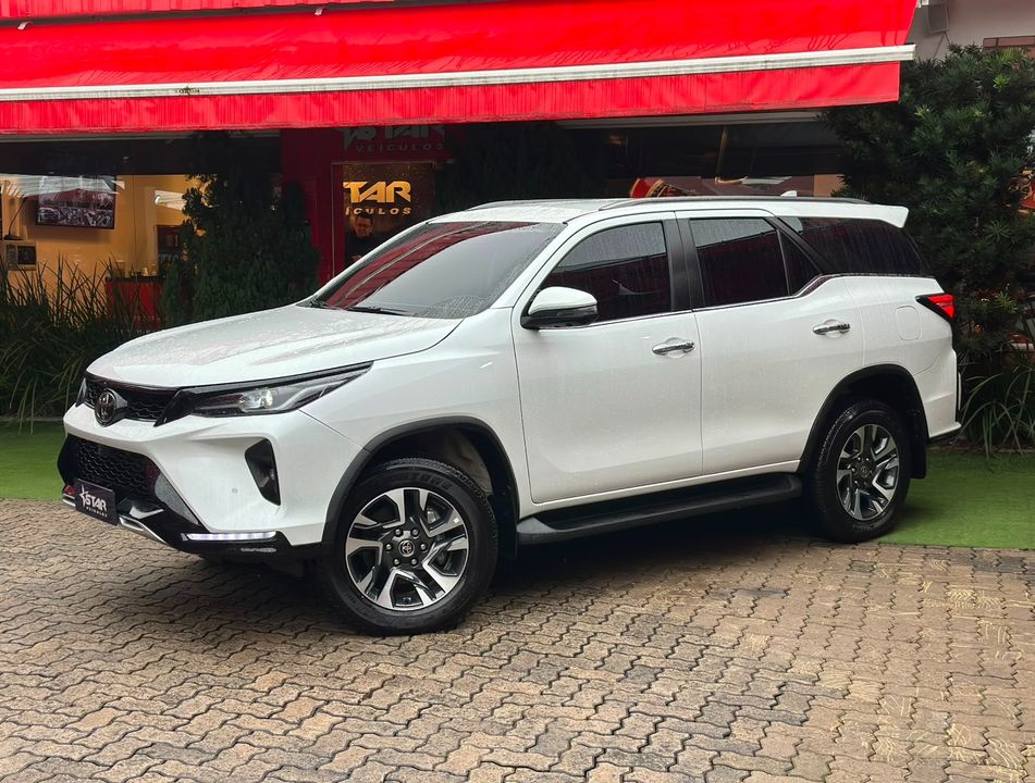 Toyota SRX 2.8 TURBO DIESEL 4X4 AUTOMÁTICO
