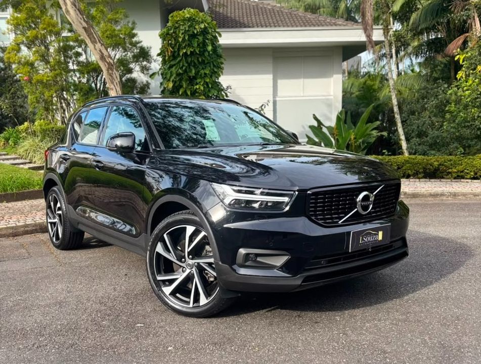Volvo XC 40 T-5 R-DESIGN 1.5 FWD (Híbrido)