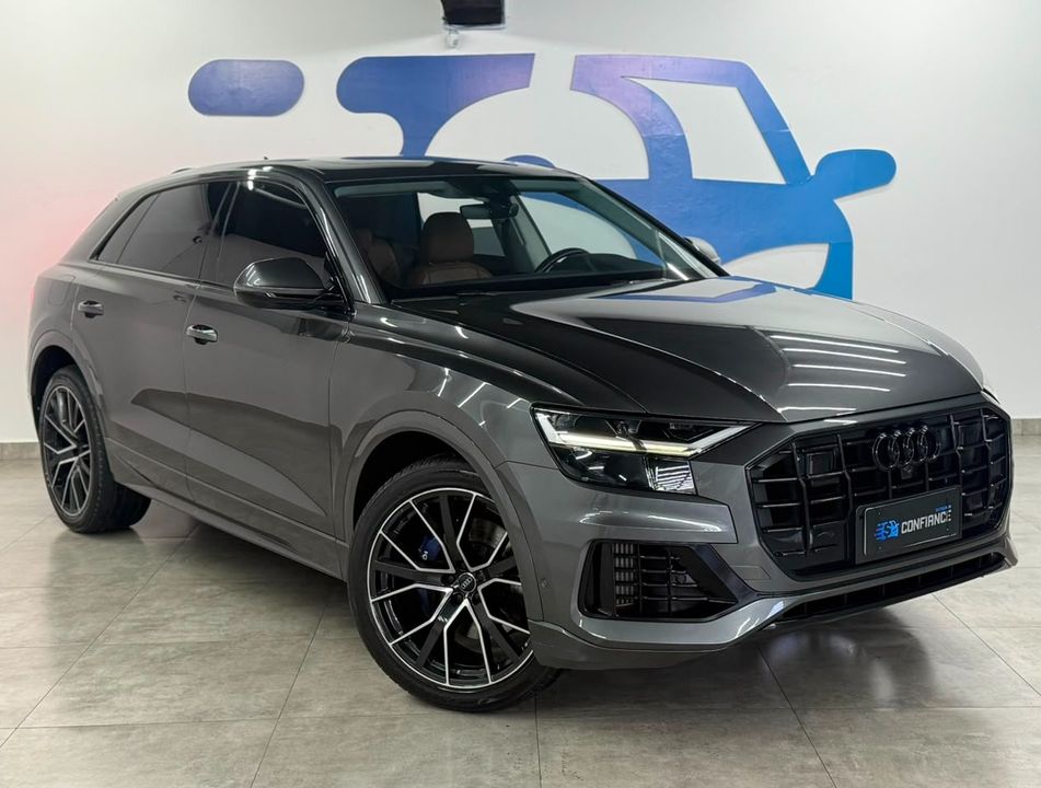 Audi Q8 Perfo. 3.0 TFSI Quattro S-tron/(Híb.)