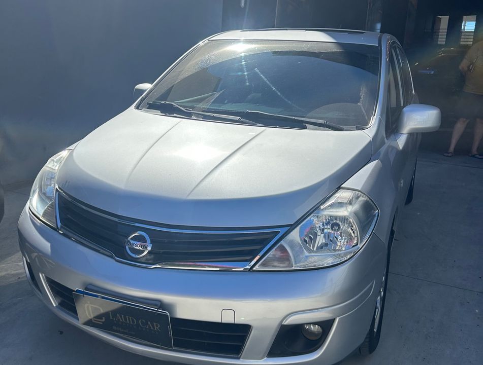 Nissan TIIDA SL 1.8/1.8 Flex 16V Aut.