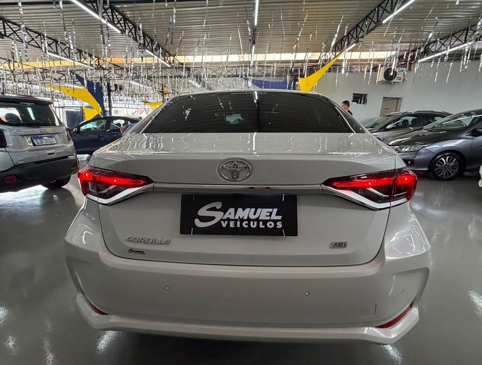 Toyota Corolla XEi 2.0 Flex 16V Aut.