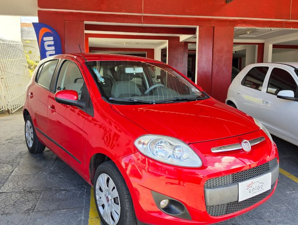 Fiat Palio ESSENCE 1.6 Flex 16V 5p