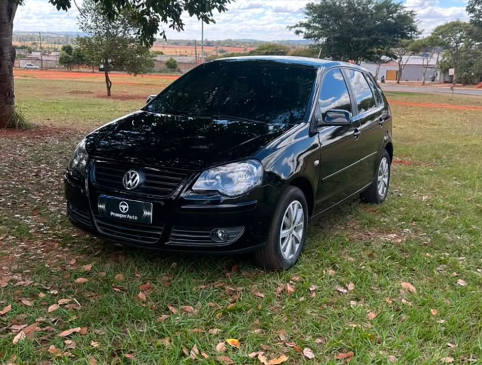 VolksWagen Polo 1.6 Mi/S.Ouro 1.6 Mi Tot.Flex 8V 5p