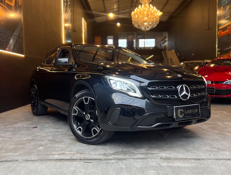 Mercedes GLA 200 Night 1.6. TB 16V Flex Aut.