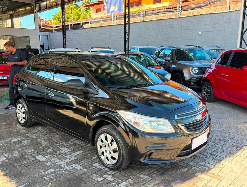 Chevrolet ONIX HATCH LT 1.0 8V FlexPower 5p Mec.