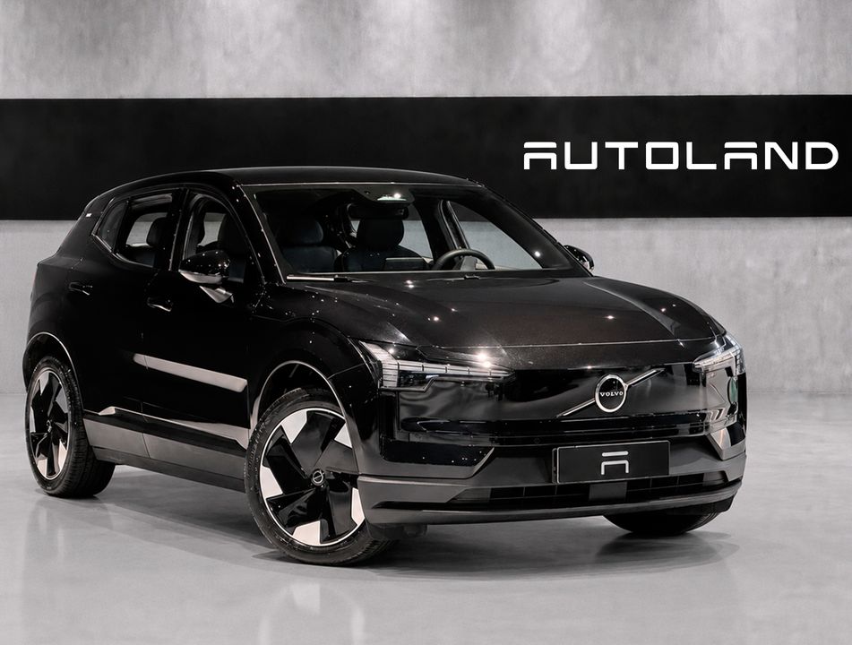 Volvo EX30 E60 Plus (Elétrico)
