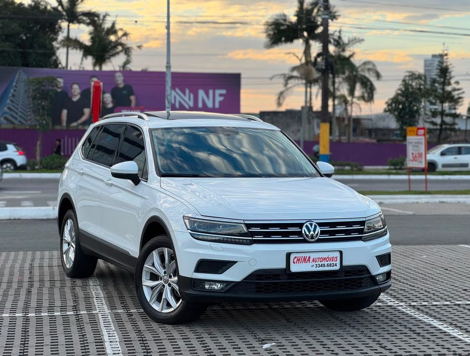 VolksWagen TIGUAN Allspac Comf 250 TSI 1.4 Flex