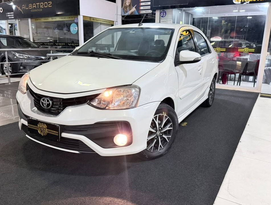 Toyota ETIOS PLATINUM Sed. 1.5 Flex 16V 4p Aut.
