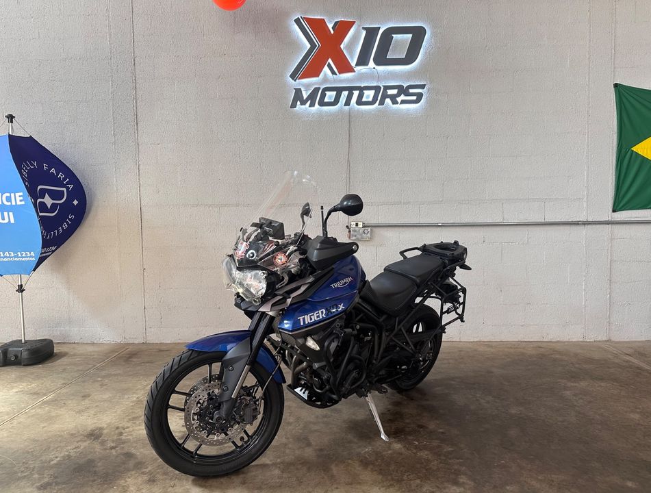 TRIUMPH TIGER 800 XRX