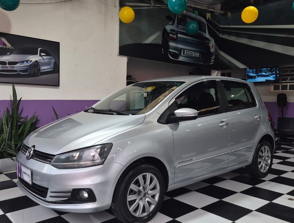 VolksWagen Fox Comfortline 1.6 Flex 8V 5p