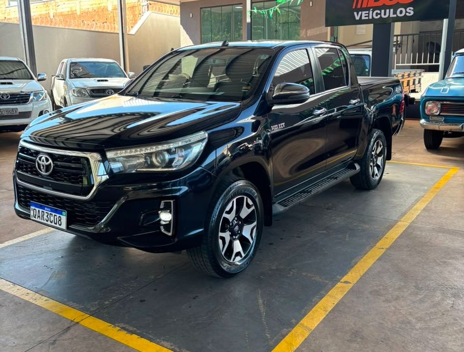 Toyota Hilux CD SRX 4x4 2.8 TDI 16V Diesel Aut.