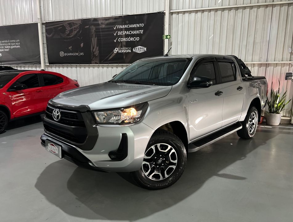 Toyota Hilux CD 4x4 2.8 Diesel Mec.